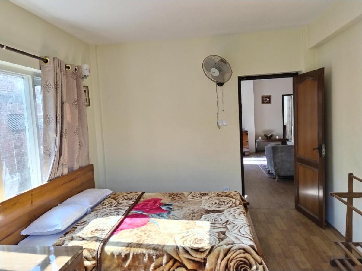 Rooftop Studio And 2Bhk Apartments In Kathmandu'S Most Happening Place Екстериор снимка
